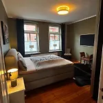 Stylischer Altbau Im Zentrum *