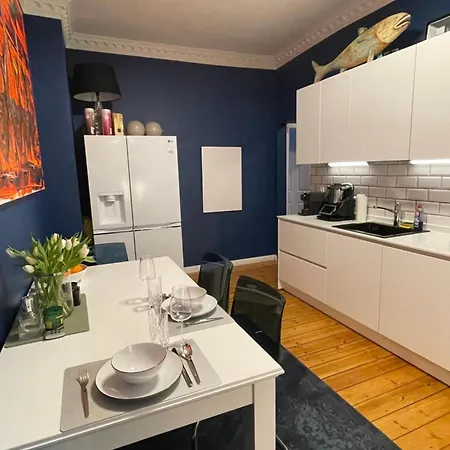 Apartament Stylischer Altbau Im Zentrum