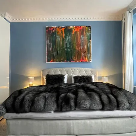 Apartment Stylischer Altbau Im Zentrum