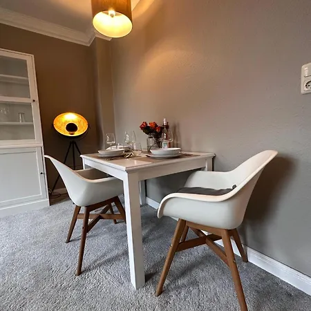 Stylischer Altbau Im Zentrum Kiel