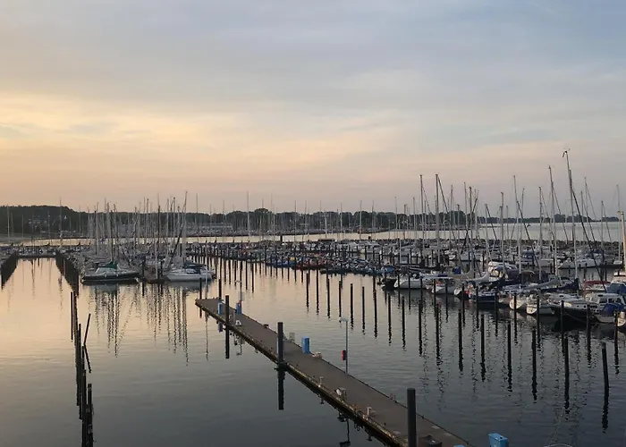 Stylischer Altbau Im Zentrum Apartment Kiel