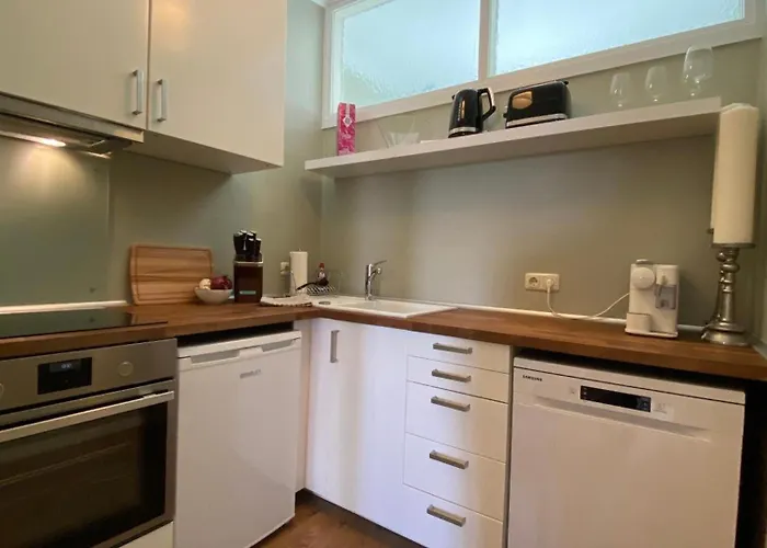 Appartamento Stylischer Altbau Im Zentrum Kiel