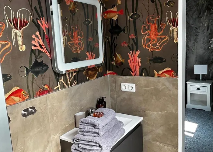 Apartment Stylischer Altbau Im Zentrum Kiel