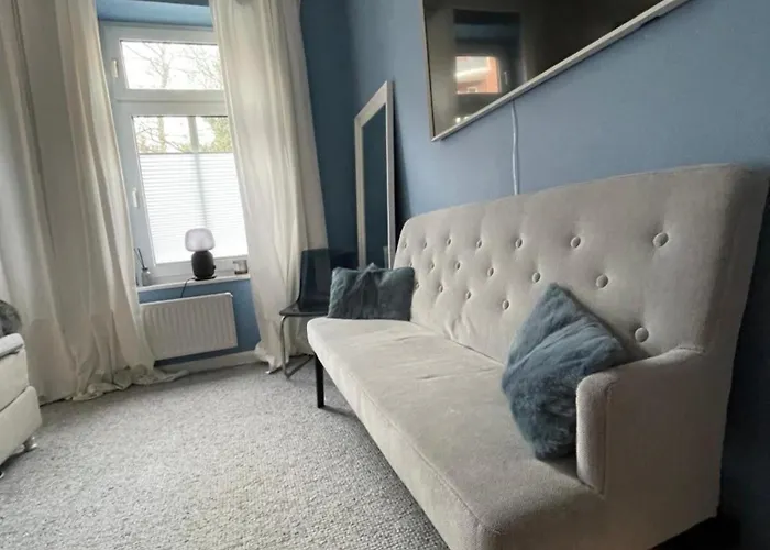 Stylischer Altbau Im Zentrum Apartament