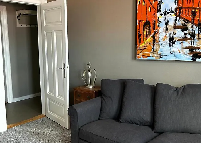 Stylischer Altbau Im Zentrum Appartamento